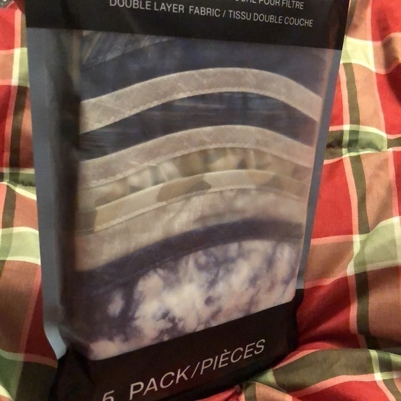 5/$13 DKNY 5 pack face masks multi designs. Adjustable ear loops/nose piece NWT - Picture 5 of 11